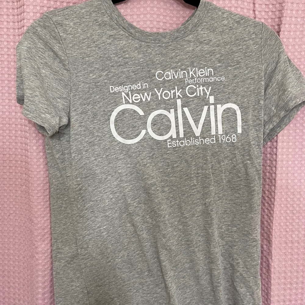 Grey Calvin Klein tee